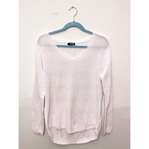 A.N.A White Long-Sleeved Sweater Size L